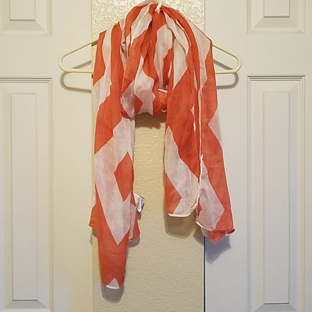 Orange and White Diamond Pattern Old Navy Scarf